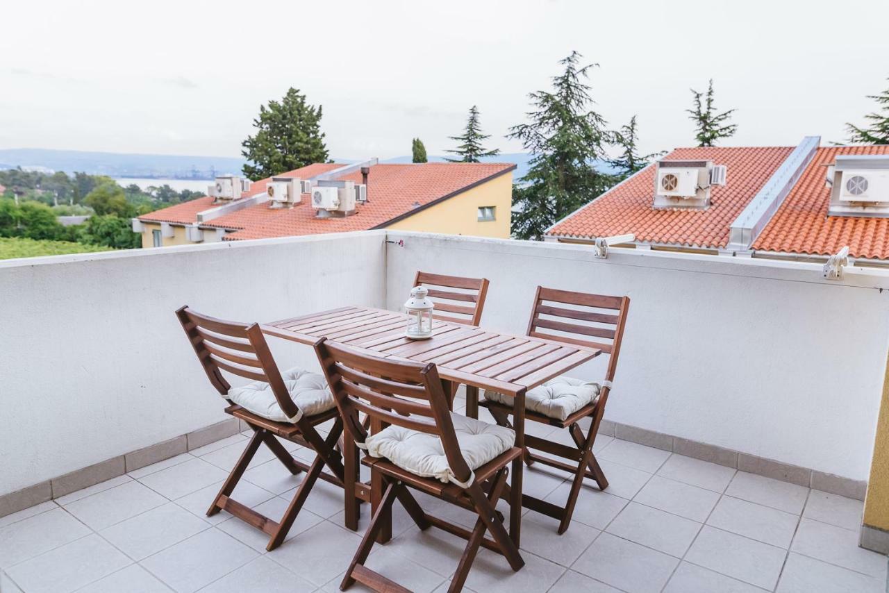 Apartma Joy - Private Beach Διαμέρισμα Ankaran Εξωτερικό φωτογραφία